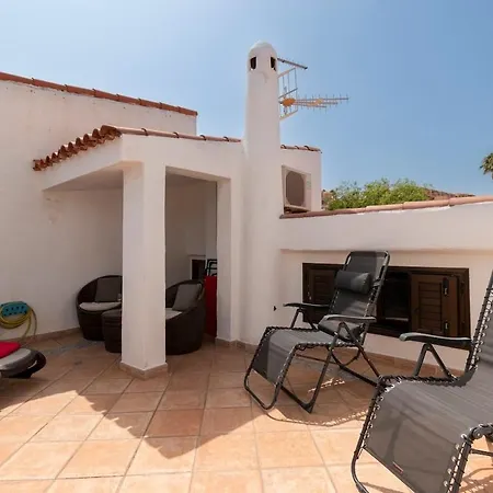 别墅 San Miguel Lovely 3 Bedroom 圣米格尔德阿沃纳