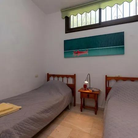 San Miguel Lovely 3 Bedroom Villa