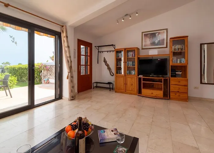 San Miguel Lovely 3 Bedroom Vila San Miguel de Abona