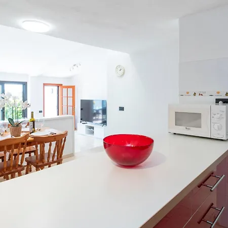 San Miguel Lovely 3 Bedroom